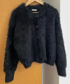 黒いファー風長袖カーディガン