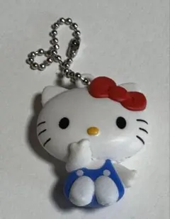 サンリオ公式カプセルトイ　ハローキティ キーホルダー