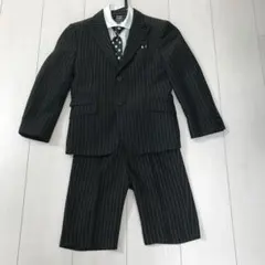 男の子 フォーマルスーツ　120 黒　水色ストライプ