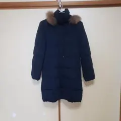 フード付きネイビーロングコート