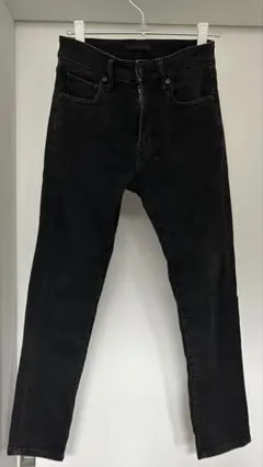 ウルトラストレッチスキニーフィットジーンズ　UNIQLO ブラック　28インチ