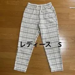 Sサイズ　チェック柄テーパードパンツのサムネイル