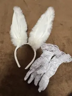 バニー耳ヘッドバンドとレース手袋セット