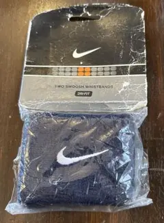 Nike DRI-FIT スウォッシュリストバンド 2個入り