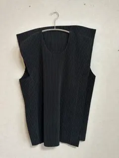 HOMME PLISSE ISSEY MIYAKE ノースリーブニットベスト ISSEY MIYAKE - 極美品 オムプリッセ イッセイミヤケ HOMME PLISSE