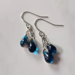 No.331 チェコドロップビーズのピアス ハンドメイド