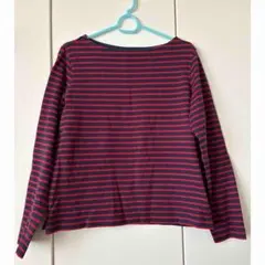 赤と紺のストライプ 長袖カットソー