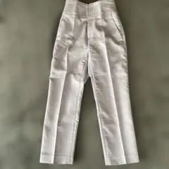 【IENA】上品タックストレートパンツ きれいめ万能／サイズ36（S相当）