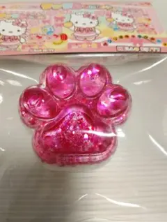 新品　スクイーズ　１個　肉球　ぷにぷに