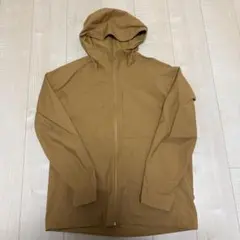 ＊超美品＊ユニクロ　UNIQLO ブロックテックパーカー　メンズ　M