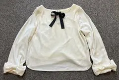 最終値下げ　リボン付きホワイトニットトップス