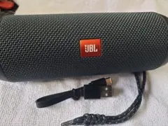 使用極少JBL FLIP 充電式 防水 Bluetoothワイヤレススピーカーのサムネイル