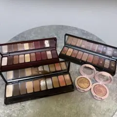 アイシャドウパレットまとめ売りのサムネイル