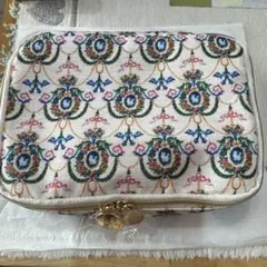 ポールアンドジョー　ポーチ