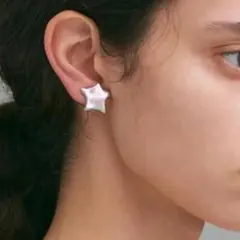 新品 iris47 petite wonder earring イヤリングのサムネイル