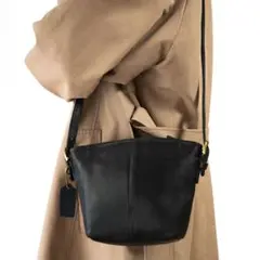 Old Coach Black Leather Shoulder Bag