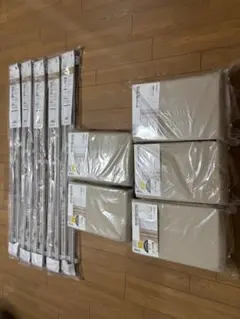 【中古美品】ドレープ&レースカーテン　幅205×丈144（両開、腰窓、遮光1級） 中古美品】ドレープ&レースカーテン 幅205×丈144（両開、腰窓、遮光1級