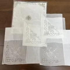 未使用　汕頭　SWATOW 刺繍ハンカチ　ゴージャス　ホワイト　全面刺繍　花模様 未使用 手刺繍 SWATOW 汕頭 汕頭刺繍 ハンカチ