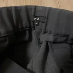 プラステ　グレー