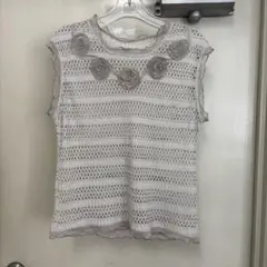 レース編みノースリーブトップス