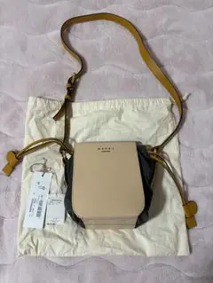 新品・未使用】mica della valle バケツ型バッグ ネイビー - メルカリ