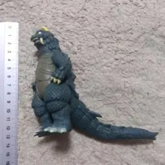 大怪獣シリーズ　ゴメス 楽天市場】X-PLUS 大怪獣シリーズ ウルトラQ ゴメス（モノクロ版 新品