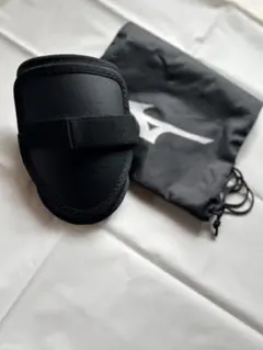 MIZUNO 膝サポーター ブラック 収納袋付きのサムネイル