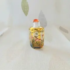 金魚と花の手描きガラス鼻煙壺 手描き 內絵 鼻煙壺 中国伝統工芸 無形
