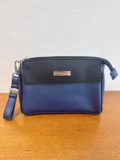 Salvatore Ferragamo フェラガモ　エバー航空 トラベルポーチのサムネイル