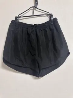 【未使用】H&M SPORT ショートパンツ ブラック XSサイズのサムネイル