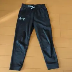 Under Armour ブラックジャージ YSM