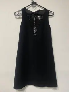 Lily Brown 黒　ノースリーブミニワンピース