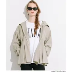 新品 coca UVカットタックぺプラムパーカー Lサイズのサムネイル