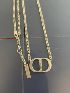 Dior ICON ネックレス