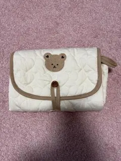クマの顔付きおむつ替えマット