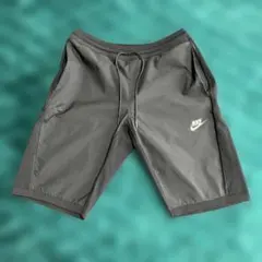 Nike テックパック　ショートパンツS