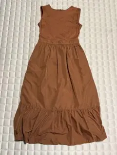 NATURAL BEAUTY BASIC ロングワンピース　ブラウン　S