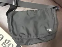 New Era ショルダーバッグ ブラックのサムネイル