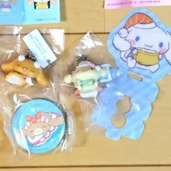 くら寿司 シナモロール フィギュア 缶バッジ モカエスプレッソカプチーノシナモン