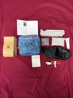 JAL 国際線ビジネスクラス　ノベルティポーチ（ブルー）