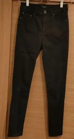 JEANASIS ブラック スキニーデニムのサムネイル