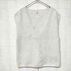 UNIQLO ユニクロ (M)　3Dスフレヤーン Vネックベスト