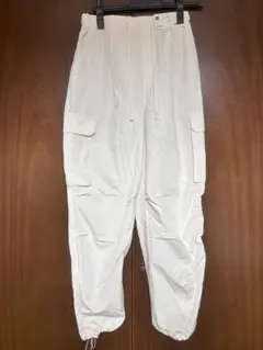 新品未使用 GU パラシュートカーゴパンツ S ナチュラル