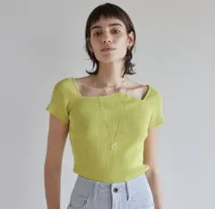 CURVE RIB KNITトップス(ブルー, FREE)のサムネイル