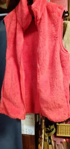フリース ピンク ダウンベスト