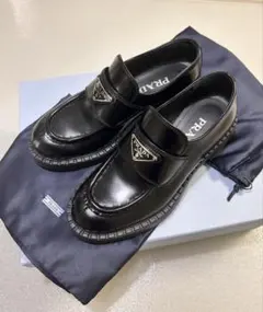 PRADA 靴　レザーローファー　35 ブラック　革靴のサムネイル