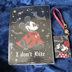 ★ディズニー**ハロウィンクリアファイル＆パスケース
