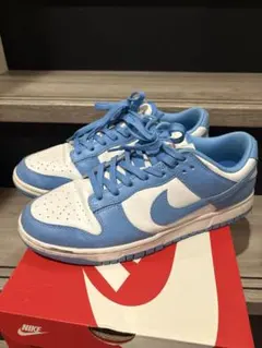 NIKE Dunk Low UNCのサムネイル