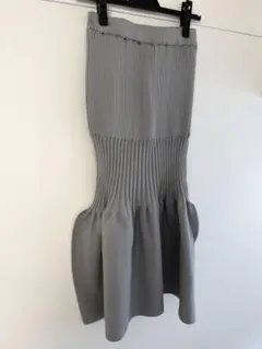 CFCL FLUTED MERMAID SKIRT グレー　サイズ1 美品のサムネイル