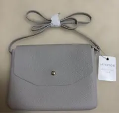 新品タグ付き⭐︎grove ショルダーバッグ ライトグレー グローブのサムネイル